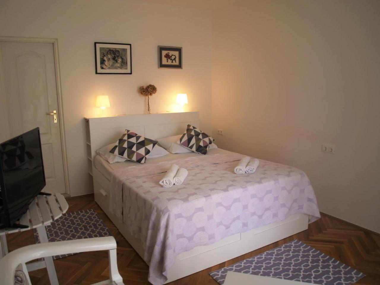 Ilko Apartment